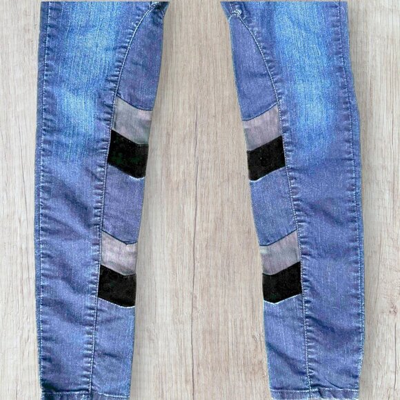 BLACK ORCHID Stretch Dark Wash Denim Velvet Patchwork Leg Detail Skinny Jeans 26 - Picture 3 of 14